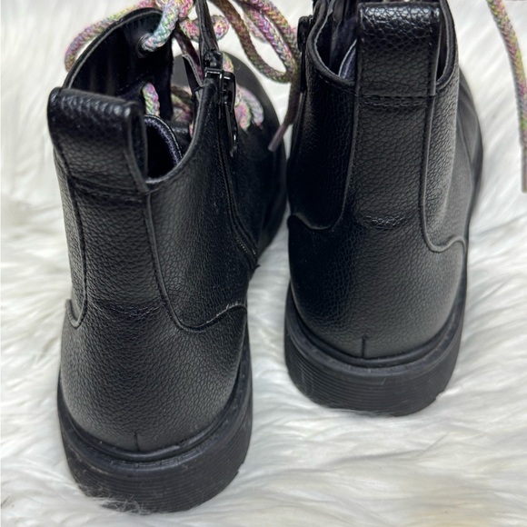 Cat & Jack black boot, size 3 - Picture 4 of 9